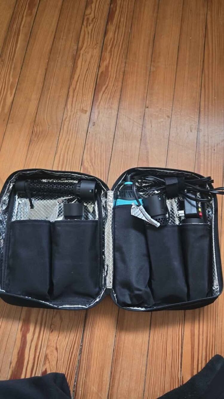 Calista Hairstyling Brush in Zip Case